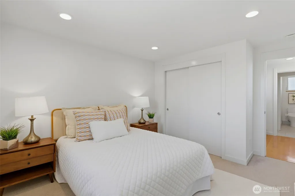 3645 22nd Avenue W Seattle WA 98199