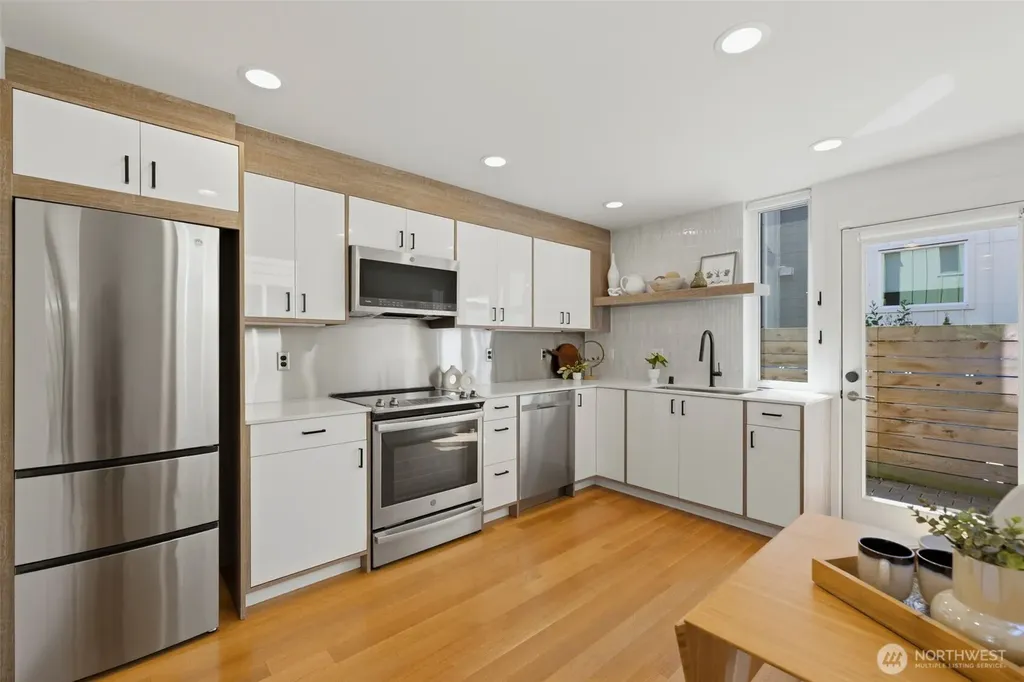 3645 22nd Avenue W Seattle WA 98199