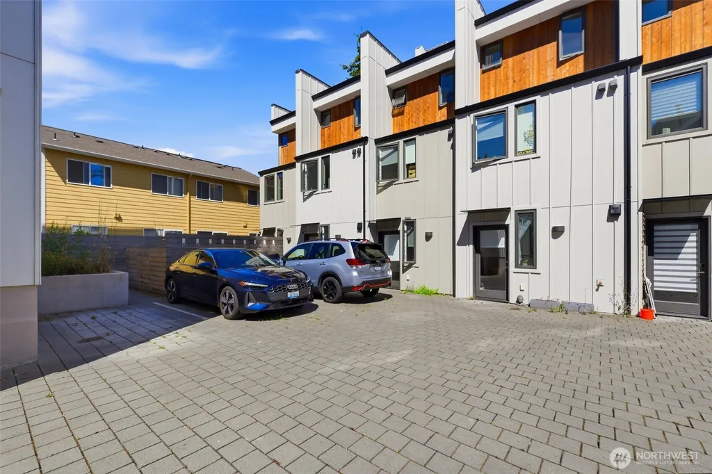 3645 22nd Avenue W Seattle WA 98199