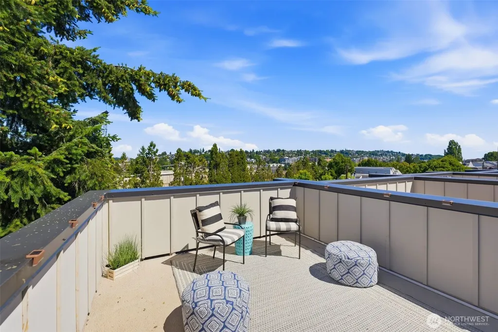 3645 22nd Avenue W Seattle WA 98199
