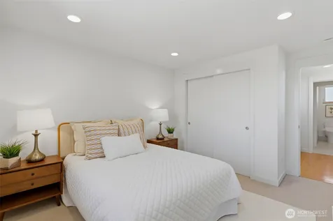 3645 22nd Avenue W Seattle WA 98199