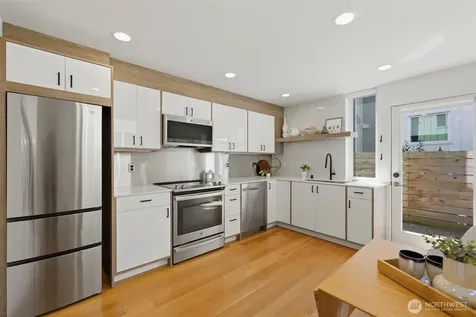 3645 22nd Avenue W Seattle WA 98199