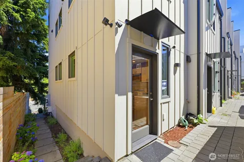 3645 22nd Avenue W Seattle WA 98199
