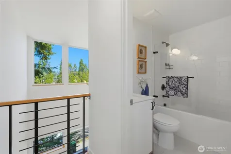 3645 22nd Avenue W Seattle WA 98199