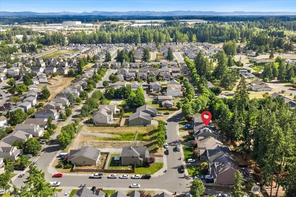 17820 35th Avenue E Tacoma WA 98446