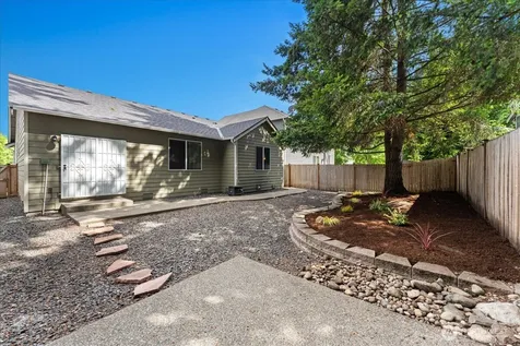17820 35th Avenue E Tacoma WA 98446