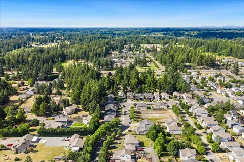 17820 35th Avenue E Tacoma WA 98446