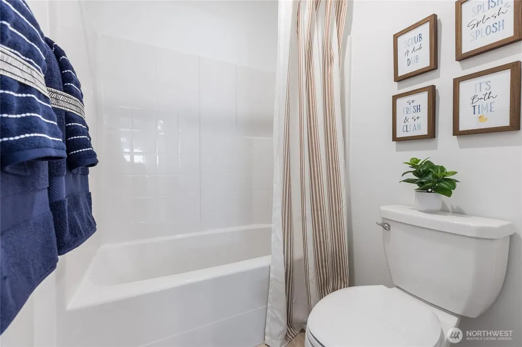 22860 SE Yew Street Black Diamond WA 98010