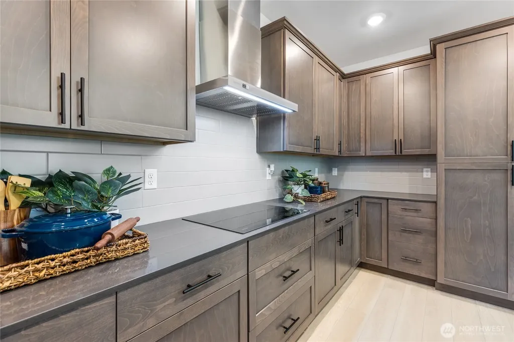 22860 SE Yew Street Black Diamond WA 98010