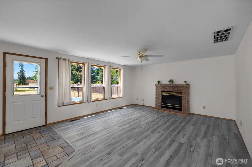 8711 Schuetz Lane SW Olympia WA 98512