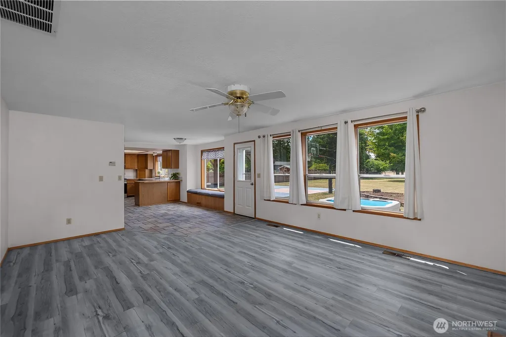 8711 Schuetz Lane SW Olympia WA 98512
