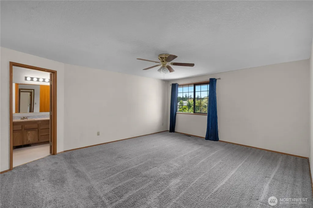 8711 Schuetz Lane SW Olympia WA 98512