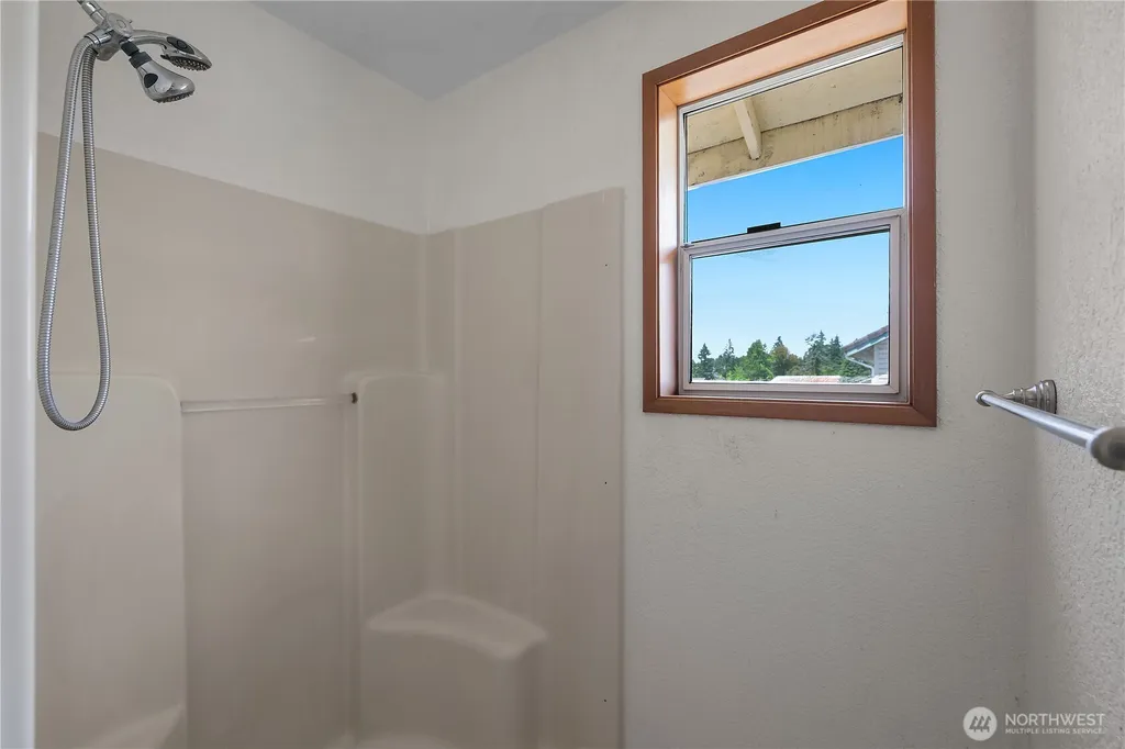 8711 Schuetz Lane SW Olympia WA 98512