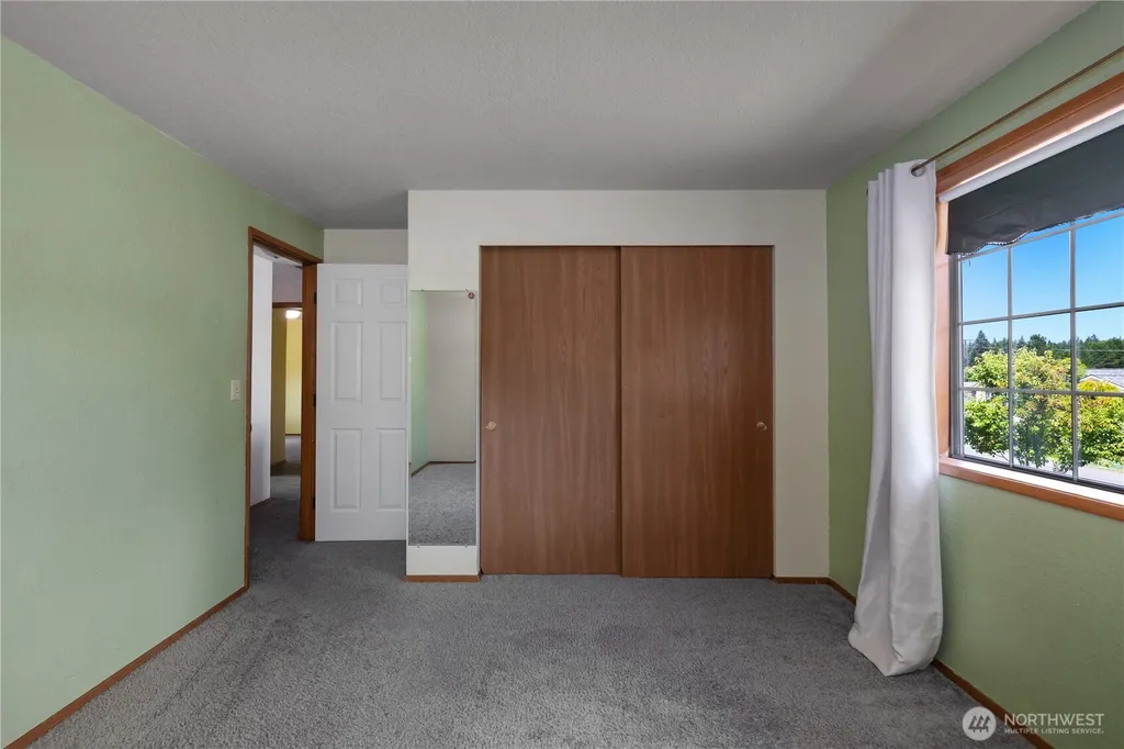 8711 Schuetz Lane SW Olympia WA 98512