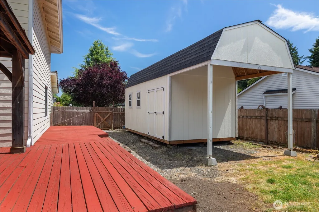 8711 Schuetz Lane SW Olympia WA 98512