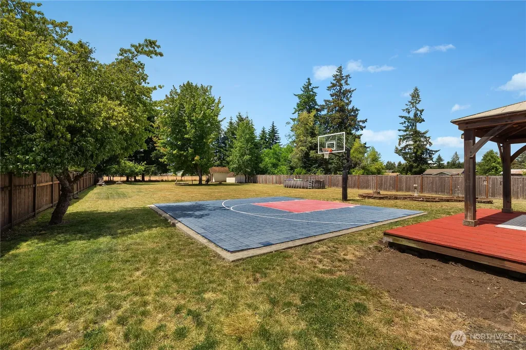 8711 Schuetz Lane SW Olympia WA 98512