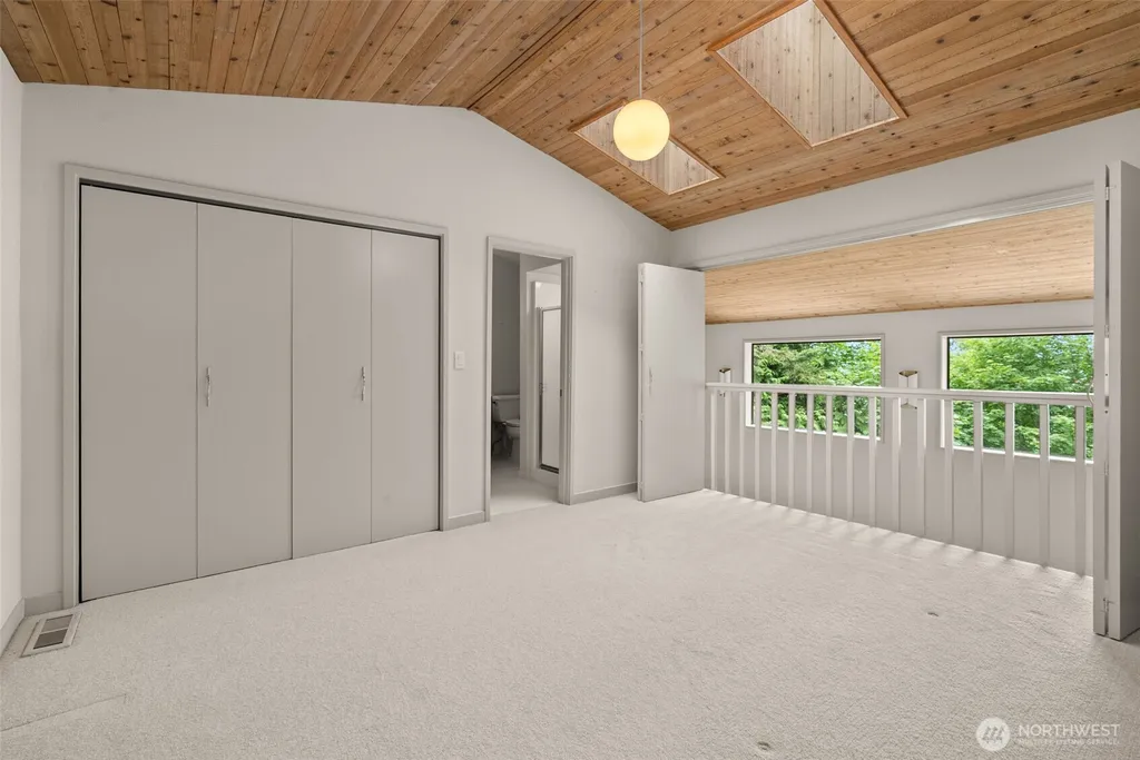 93 Raft Island Drive NW Gig Harbor WA 98335