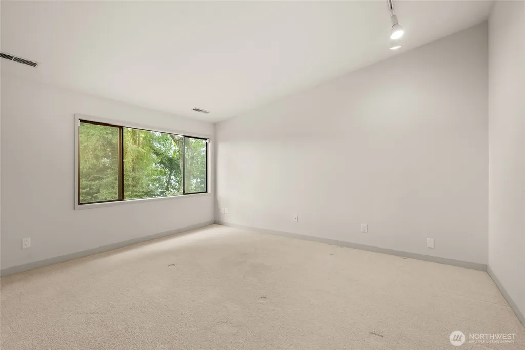 93 Raft Island Drive NW Gig Harbor WA 98335