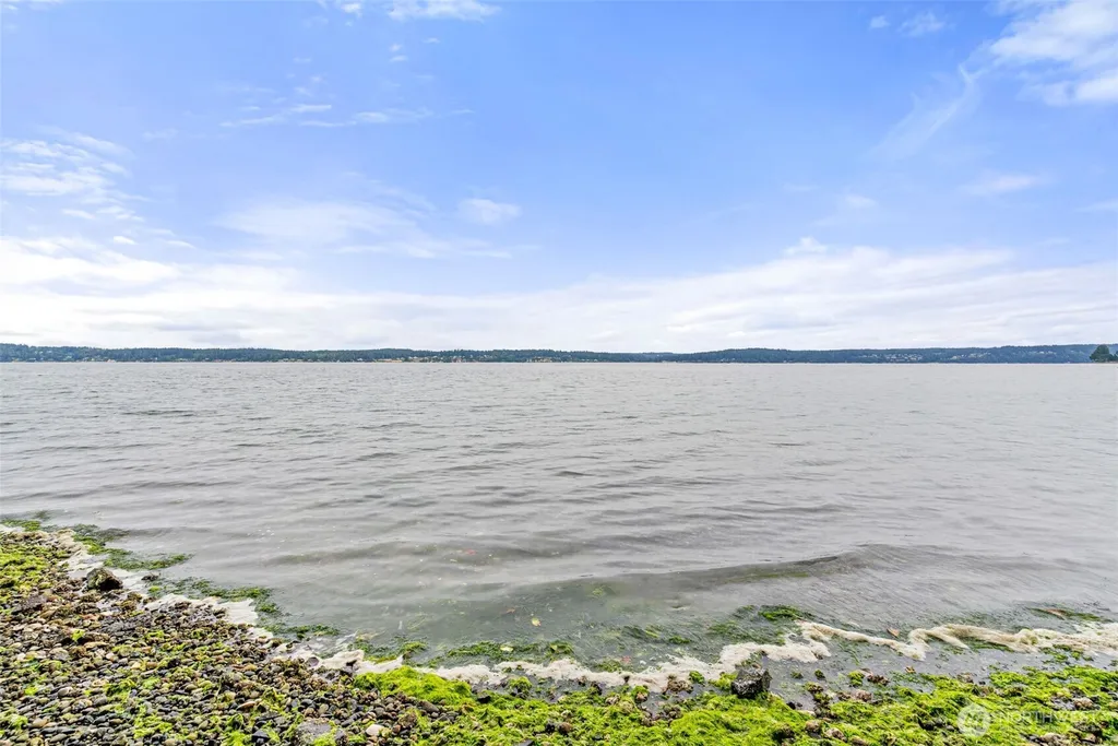 93 Raft Island Drive NW Gig Harbor WA 98335