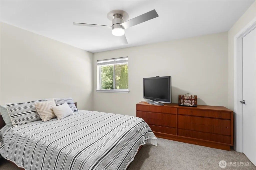 18223 Yew Way Snohomish WA 98296