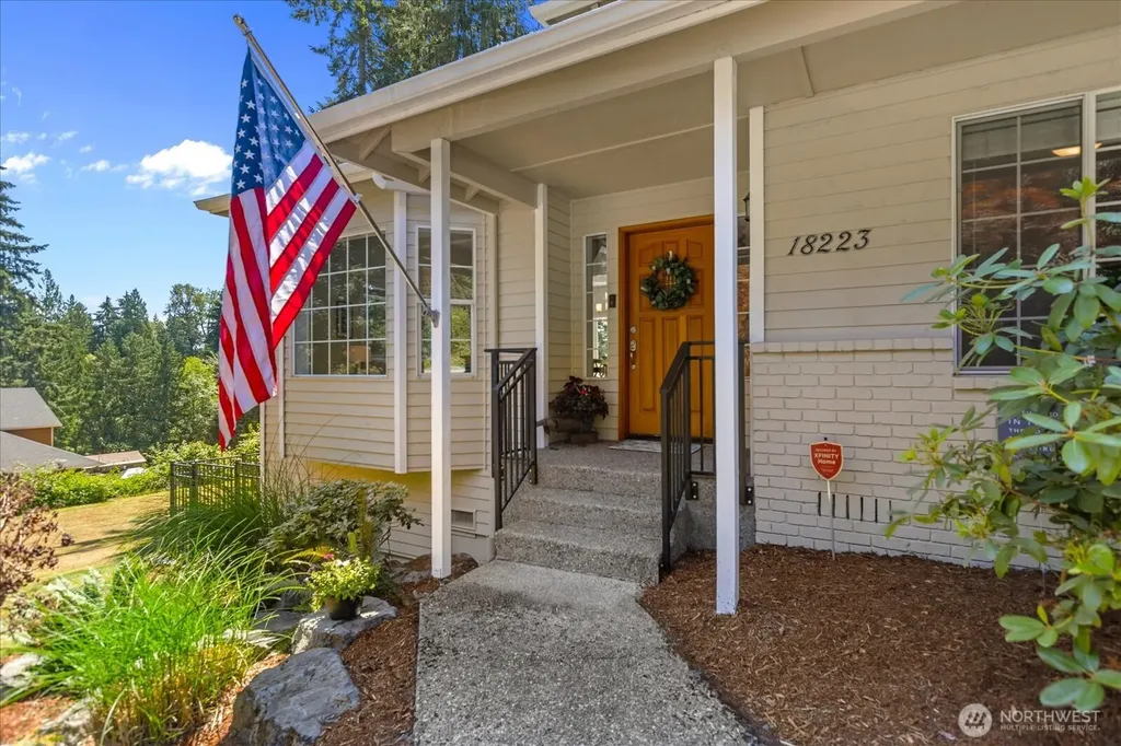 18223 Yew Way Snohomish WA 98296