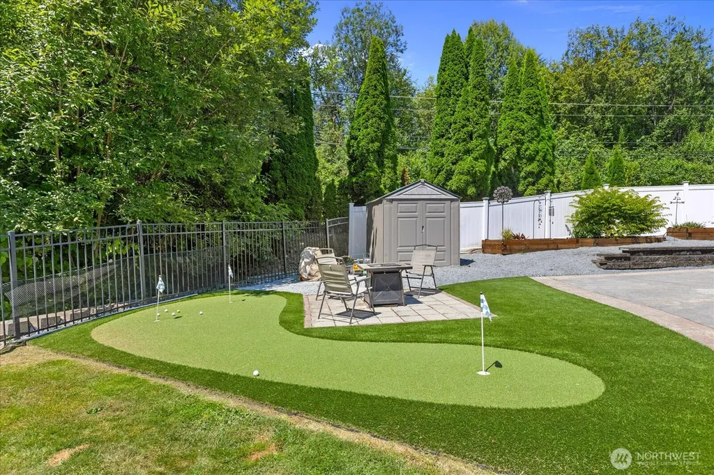 18223 Yew Way Snohomish WA 98296