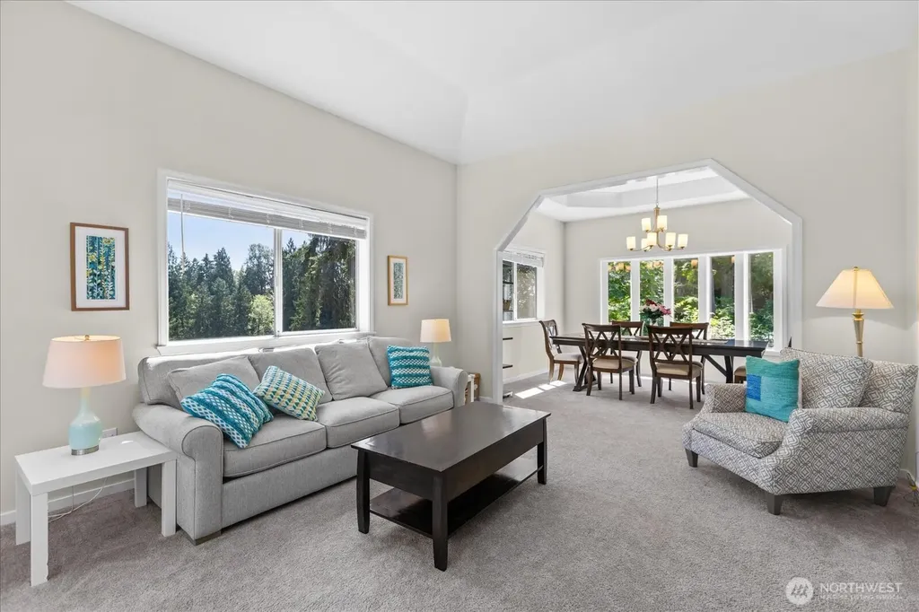 18223 Yew Way Snohomish WA 98296
