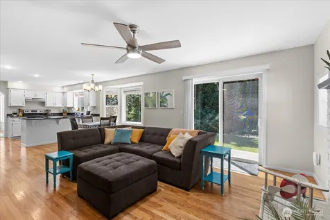 18223 Yew Way Snohomish WA 98296