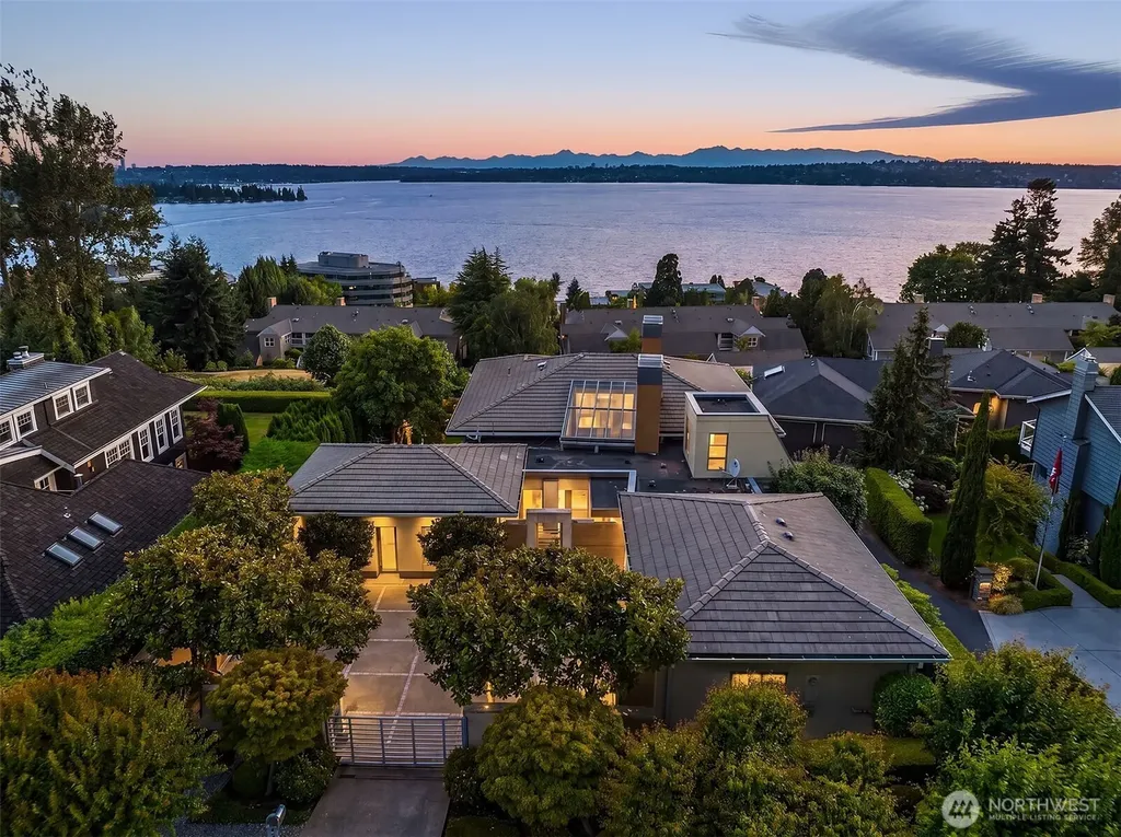 5511 104th Avenue NE Kirkland WA 98033