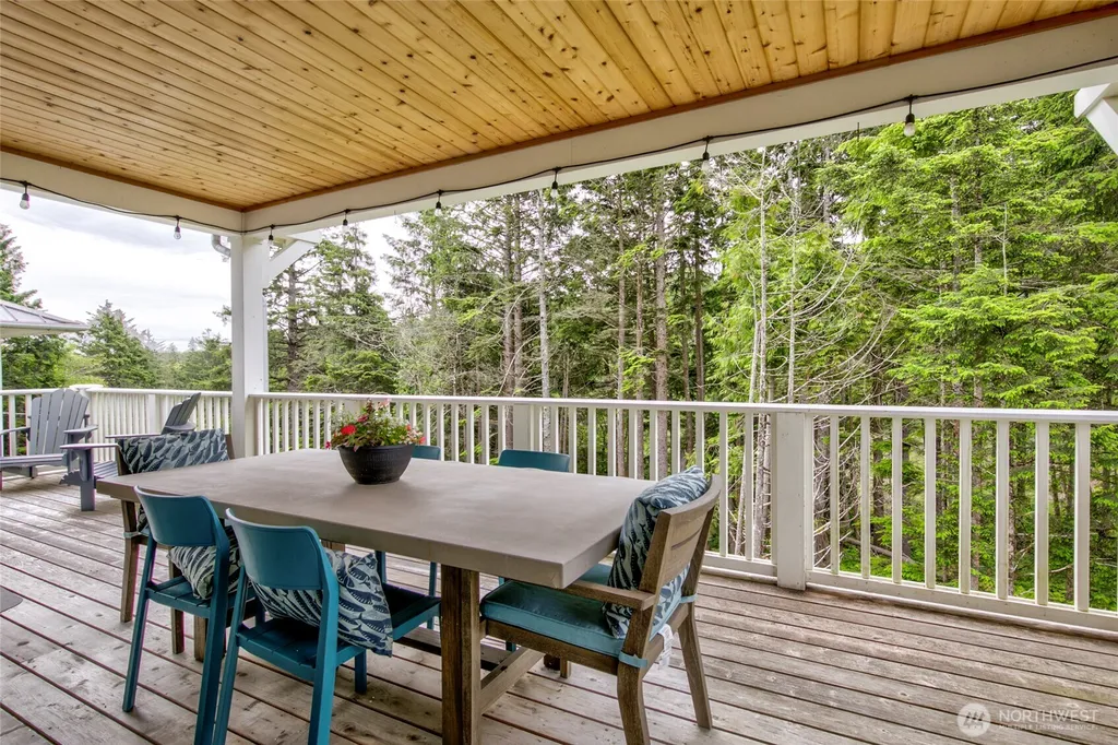 56 Hidden Cove Loop Pacific Beach WA 98571