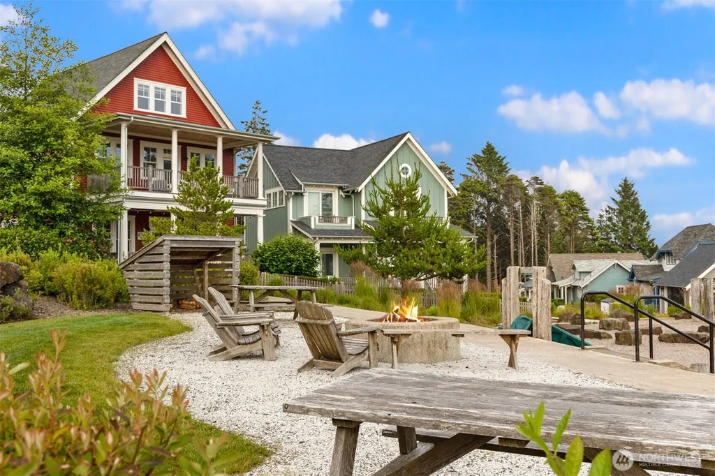 56 Hidden Cove Loop Pacific Beach WA 98571