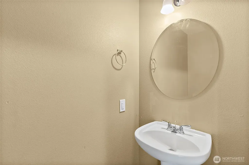 1324 181st Street Ct E Spanaway WA 98387