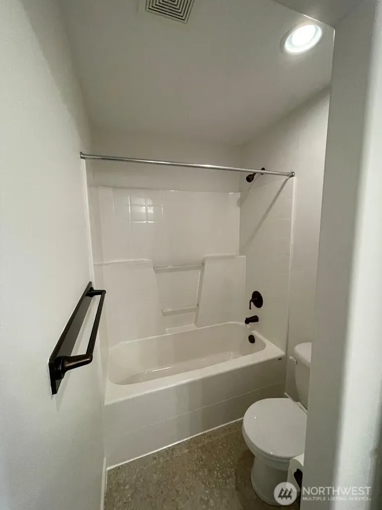 11327 58th Avenue SE Everett WA 98208