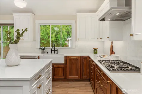 4424 190th Avenue SE Issaquah WA 98027