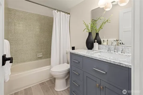 4424 190th Avenue SE Issaquah WA 98027