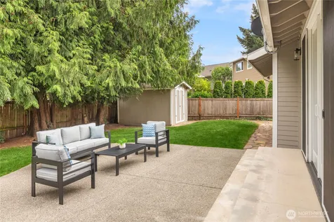 4424 190th Avenue SE Issaquah WA 98027