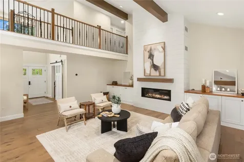 4424 190th Avenue SE Issaquah WA 98027