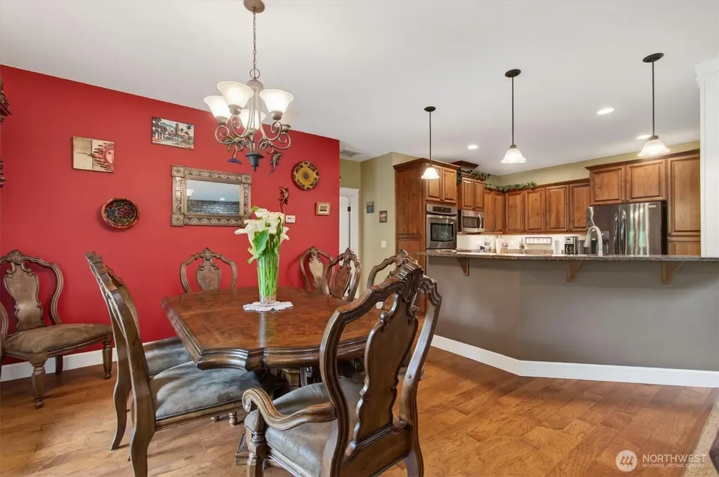 47 Sun Crest Lane Cathlamet WA 98612