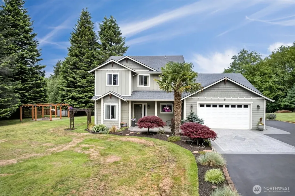 47 Sun Crest Lane Cathlamet WA 98612