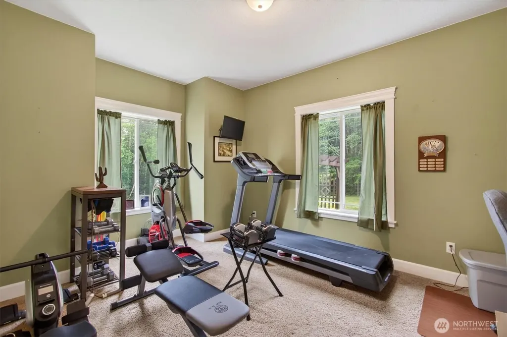 47 Sun Crest Lane Cathlamet WA 98612