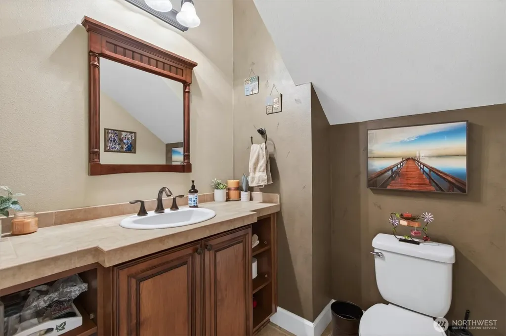 47 Sun Crest Lane Cathlamet WA 98612