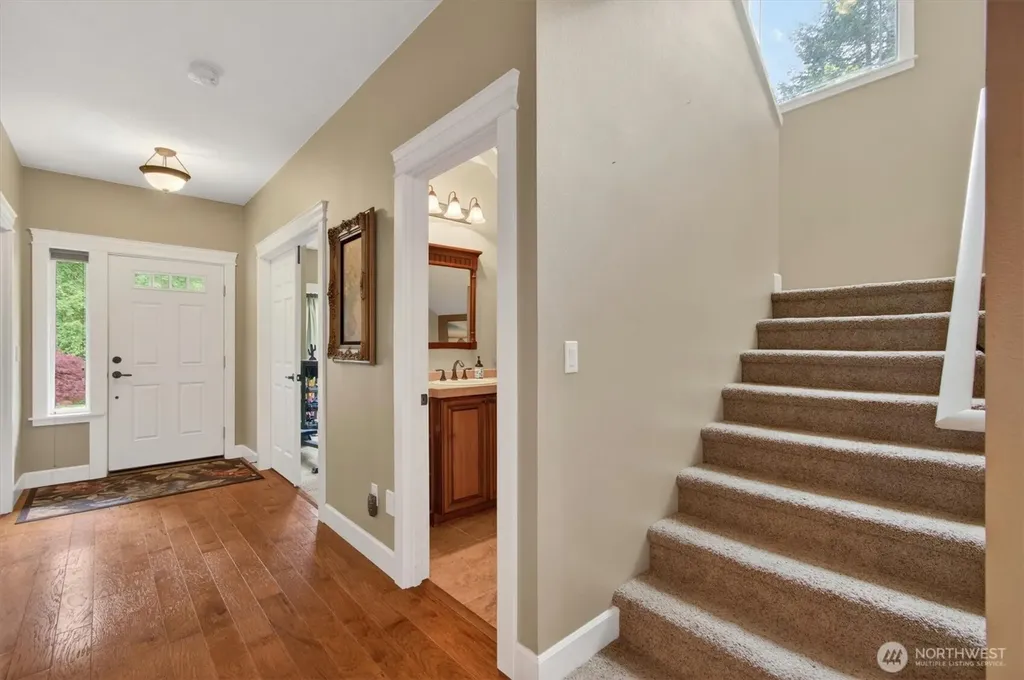 47 Sun Crest Lane Cathlamet WA 98612