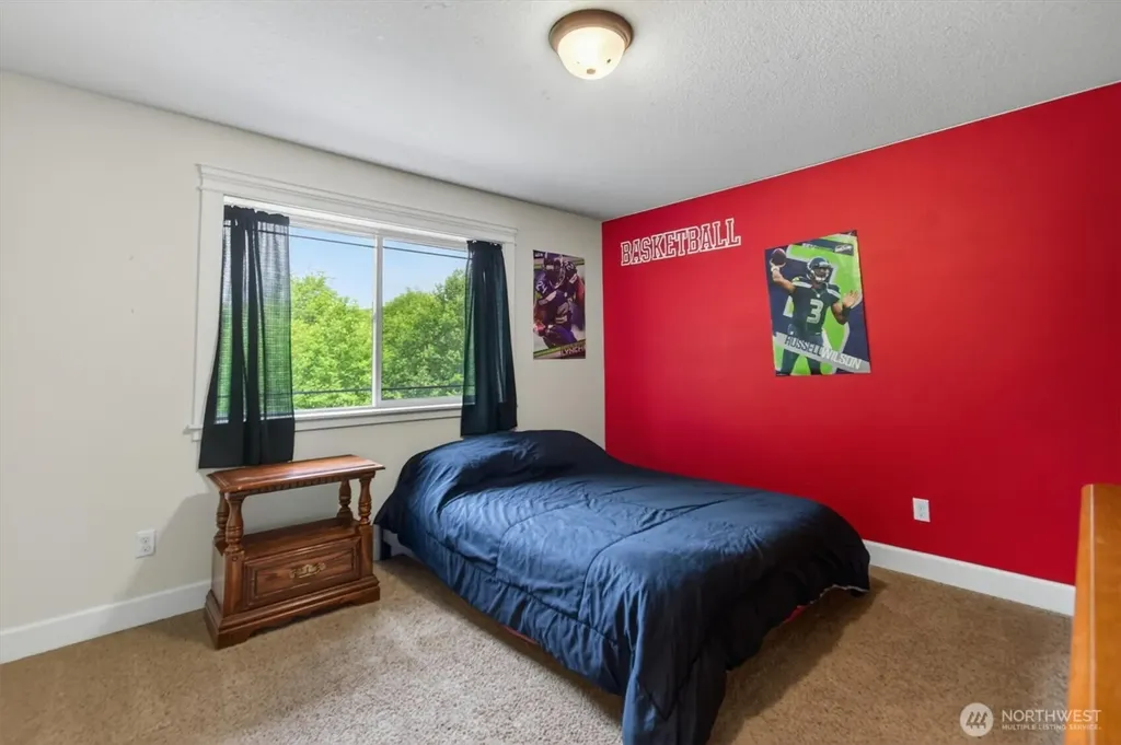 47 Sun Crest Lane Cathlamet WA 98612