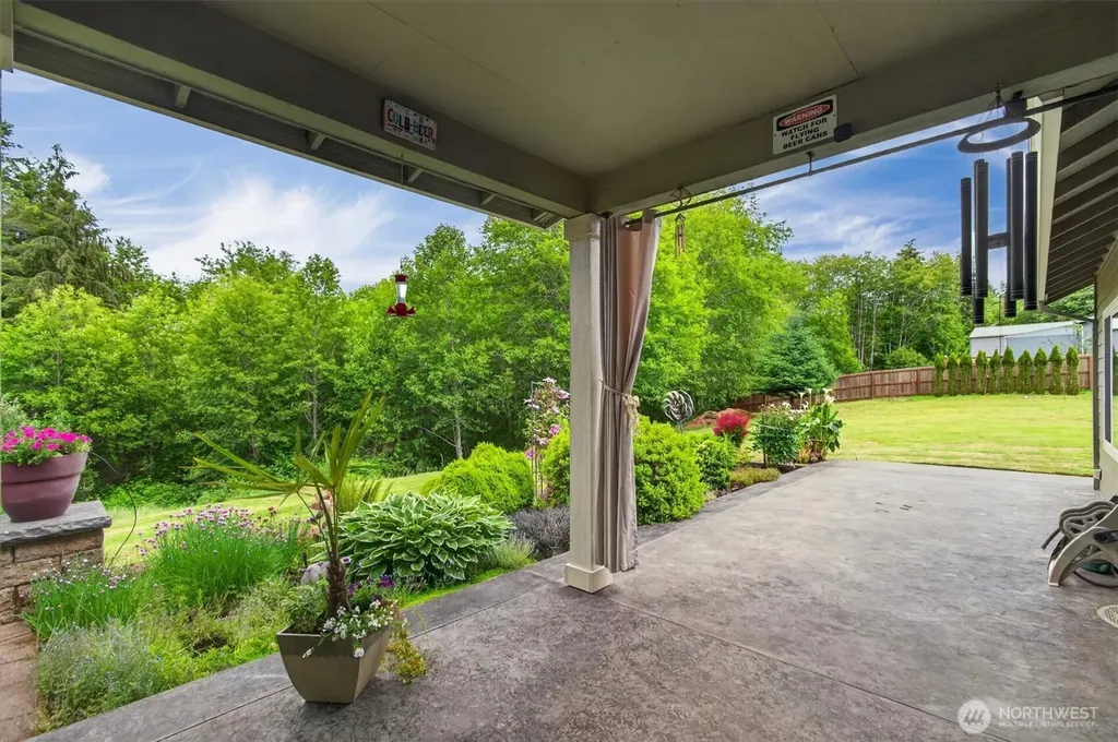 47 Sun Crest Lane Cathlamet WA 98612