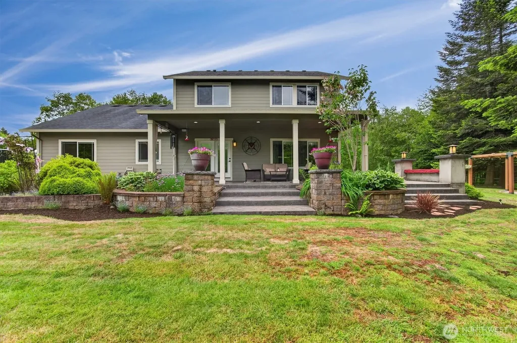 47 Sun Crest Lane Cathlamet WA 98612