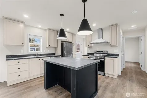 793 N Carter Colville WA 99114