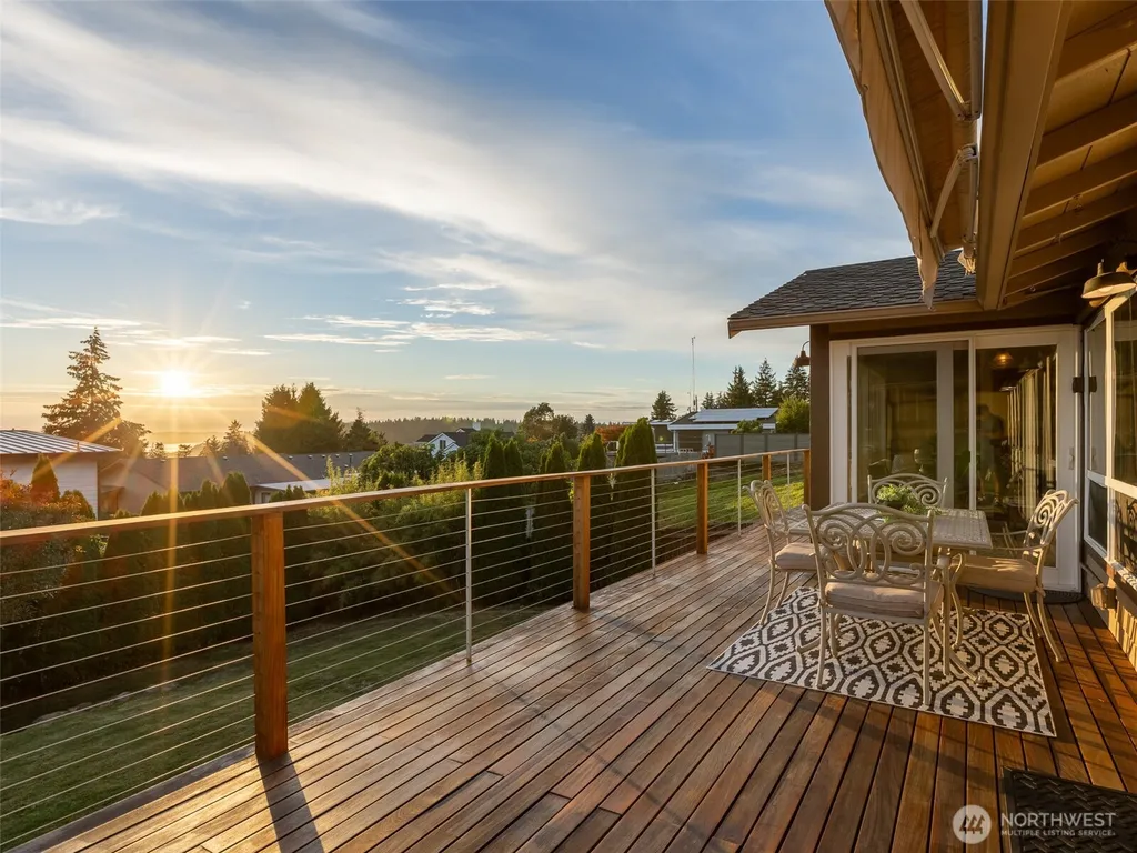 18631 2nd Avenue SW Normandy Park WA 98166