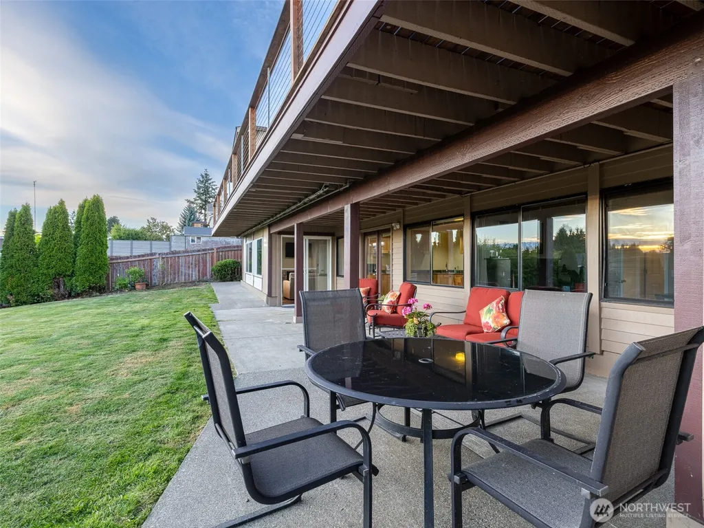 18631 2nd Avenue SW Normandy Park WA 98166