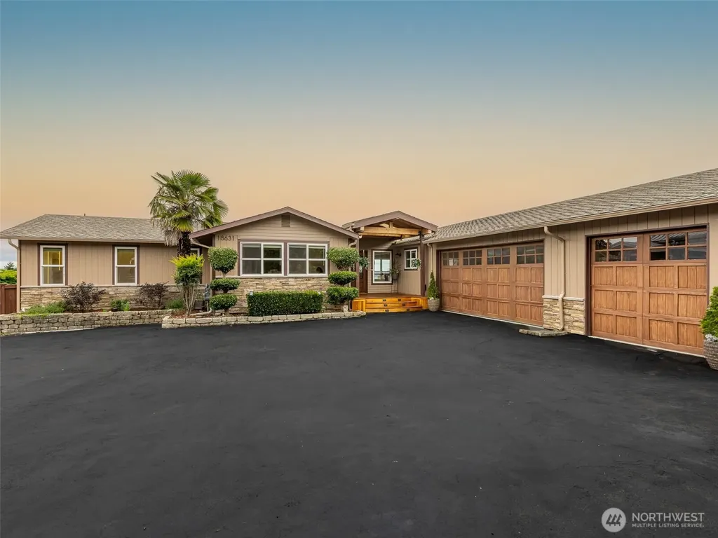 18631 2nd Avenue SW Normandy Park WA 98166