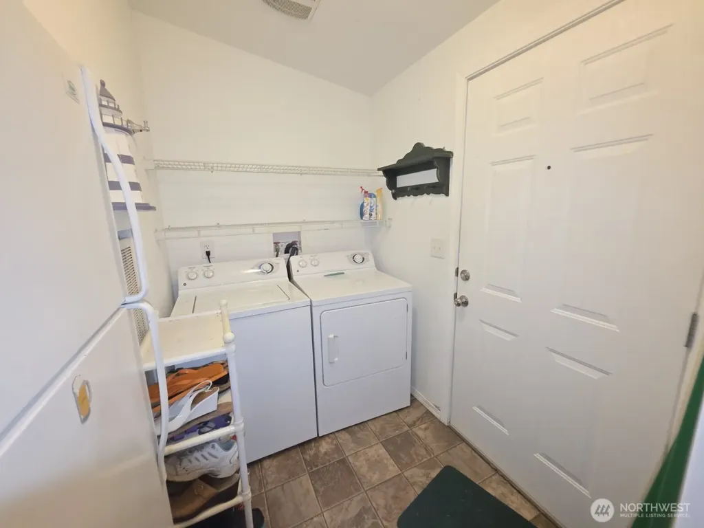 24215 Y Lane Ocean Park WA 98640